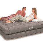 Letto gonfiabile a due livelli