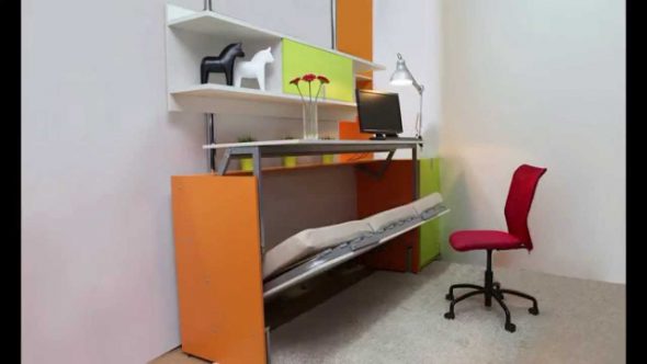 Trasformatore da tavolo a letto in casa
