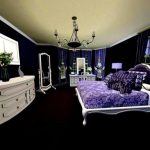 camera da letto nera e viola
