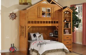 casa letto in legno per bambini