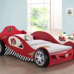 culla per auto da corsa rossa