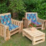 mobili da giardino realizzati in pallet