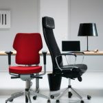 sedie da ufficio rosse e nere