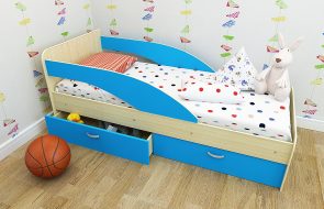 letto per un bambino in un asilo nido