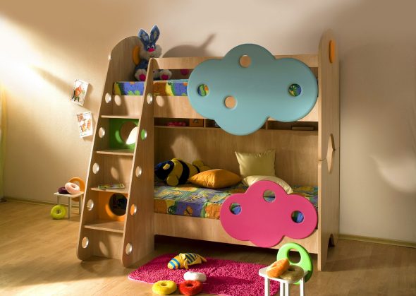 letto per ragazzo e ragazza