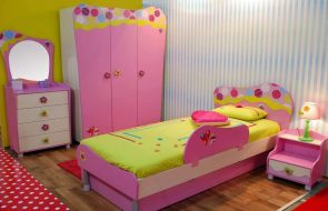 letto rosa per figlia