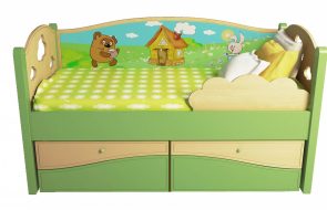 letto con sponda laterale a forma di nuvola