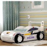 culla per bambini in macchina della polizia