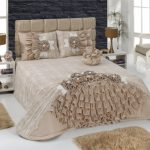 copriletto in stile originale
