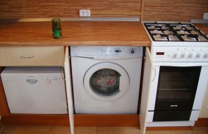 ottimo posto per la lavatrice in cucina