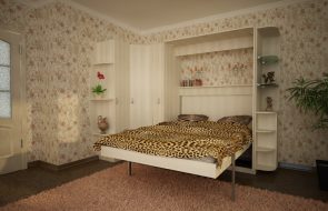letto sollevabile nella stanza dei fiori