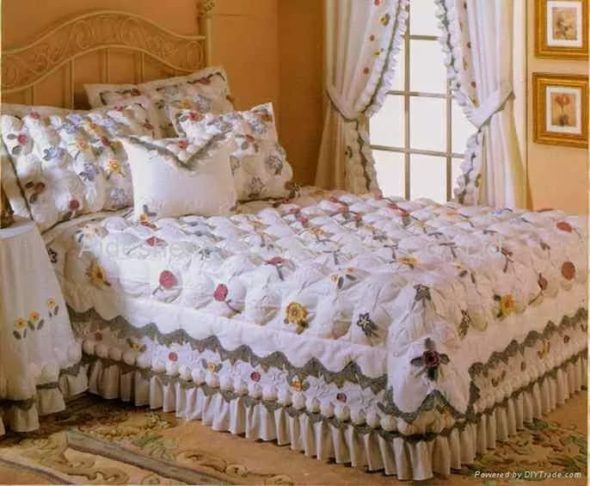 Design foto cu cuvertură pentru un pat dublu