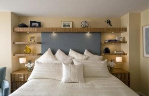 mensola sopra il letto foto illustrative