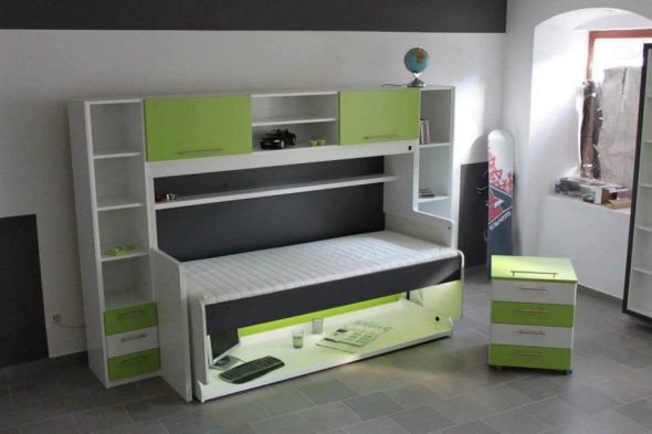trasformatore scrivania-letto