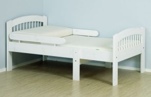 Letto scorrevole all'interno della stanza