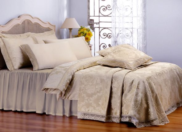 Copriletto classico ed elegante