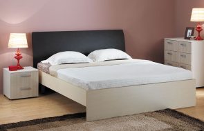 pouf con schienale nero