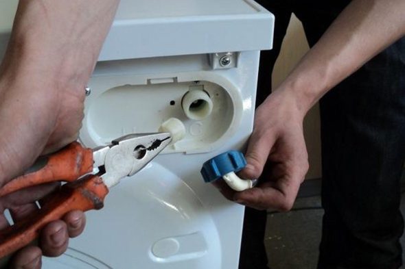 installazione di una lavatrice