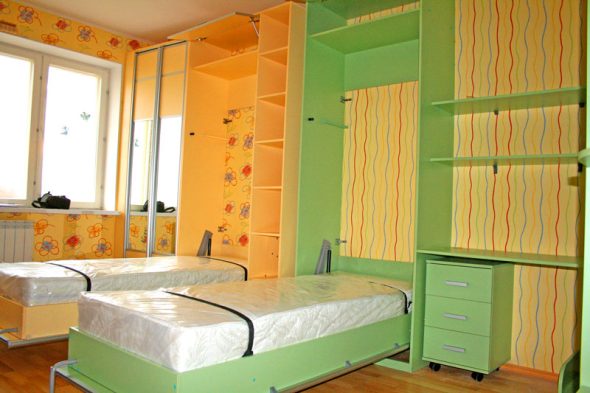 Letto pieghevole verticale