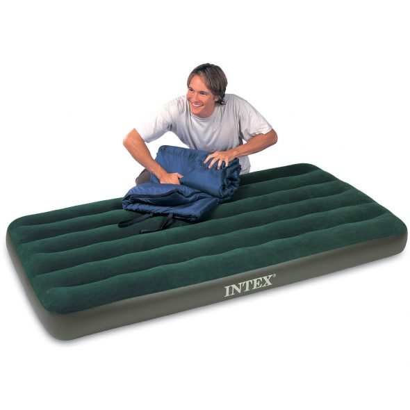 Letto con materasso verde