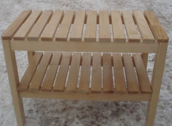 Scarpiera in legno