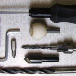 Attrezzi per il montaggio di mobili
