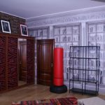 dekoracija garderobe s tapetami