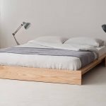 Letto con materasso sul pavimento