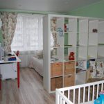 Parete divisoria per armadio per separare la cameretta dei bambini dalla camera da letto