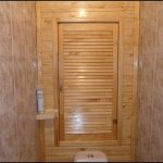 Armadio fai da te nella foto del bagno