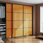 Un armadio in cartongesso all'interno della tua casa