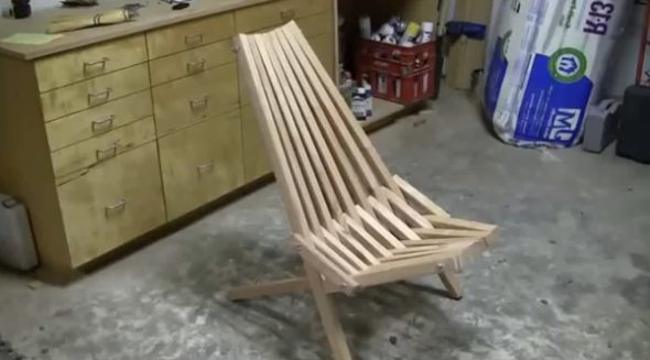 Sedia pieghevole fai da te per una casa estiva e un balcone
