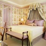 design del baldacchino sopra il letto