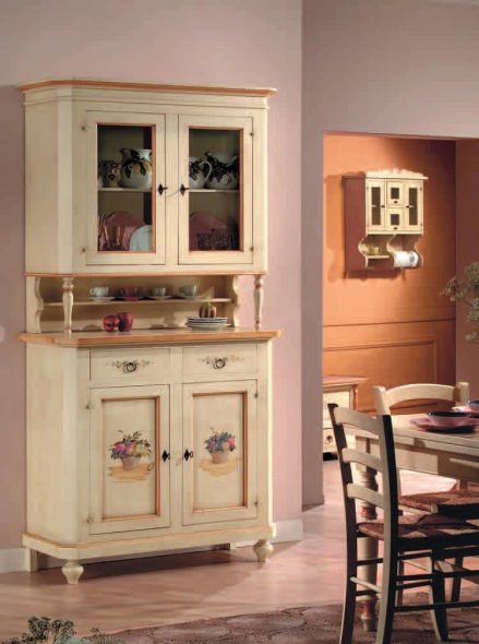 buffet all'interno della cucina