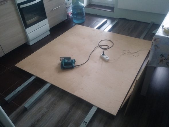 vezane plošče za police
