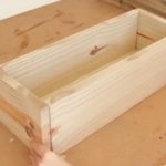 Mensola fai da te con materiali di scarto