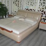 letto moderno in pelle