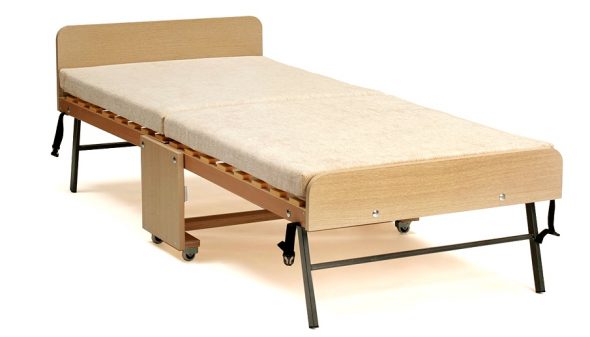 letto pieghevole su doghe