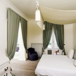 baldacchini insoliti sopra il letto