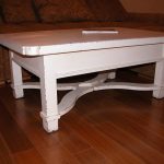 dipingere un tavolo con le tue mani