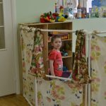 schermo per bambini fatto di tubi