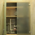 armadio in bagno chiudere i tubi