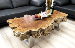tavolo in legno massello