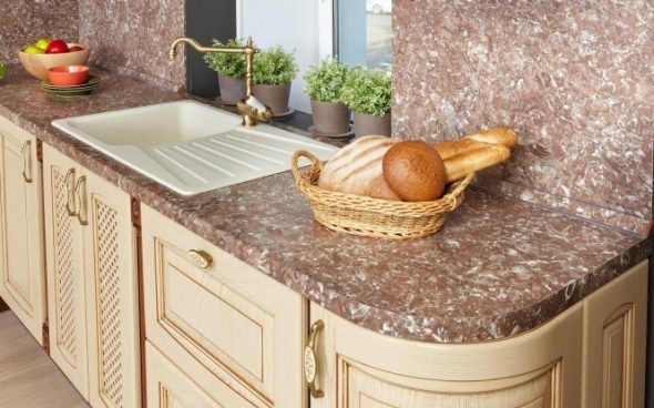 piano di lavoro della cucina