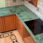 piano del tavolo in marmo verde