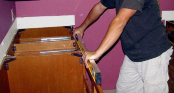 installazione del piano di lavoro