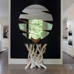 lo specchio all'interno è originale