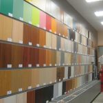 Assortimento di pannelli truciolari laminati