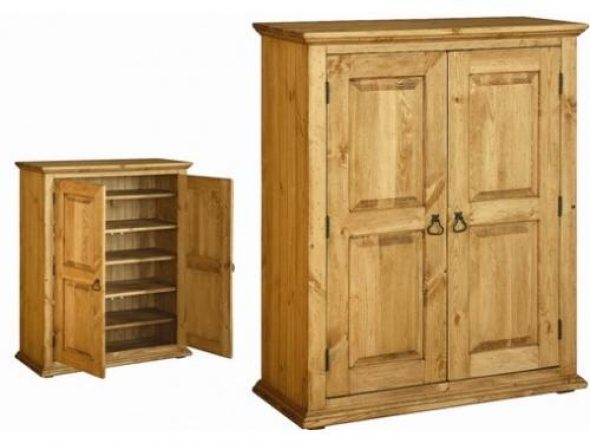 I mobili in legno sembrano naturali