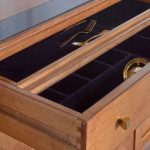 Foto di credenza in legno